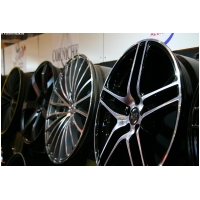 EssenMotorShow2011-ActionFoto24-de_484.jpg